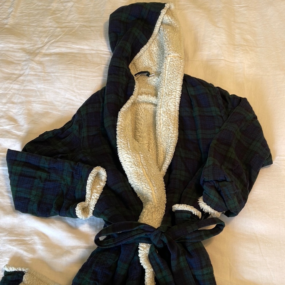LL Bean women’s fleece lined robe
